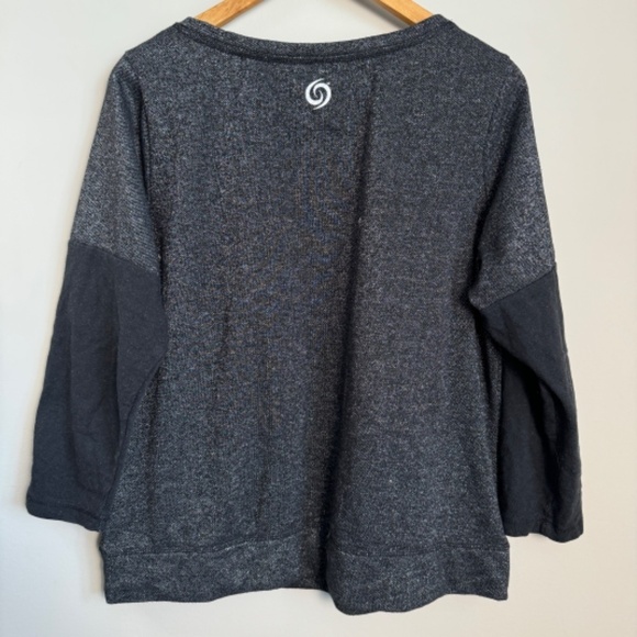 Active Zone Weekend Collection Women's Black Metallic Long Sleeve Top‎ Size X - Picture 5 of 12